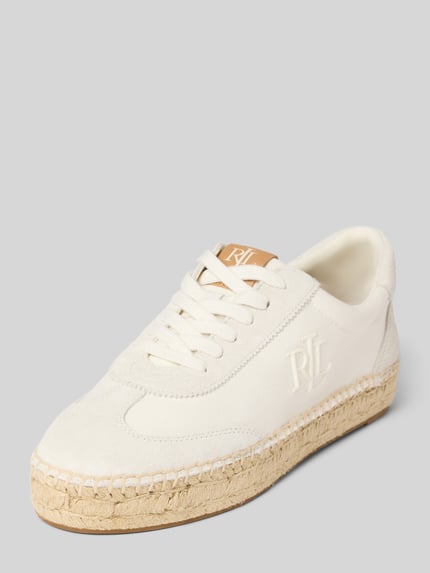 Produktfoto, Sneaker aus Leder-Textil-Mix Modell 'LUIZE' von Lauren Ralph Lauren in Creme mit Abgerundete-Spitze, Schnürung, Label-Details, Absatzhöhe 3 cm, Schafthöhe 8 cm, Schaftweite 7 cm, strukturierte Sohle und glatter Oberfläche
