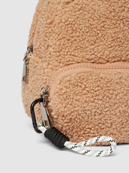 Seidenfelt Rucksack in Teddyfell-Optik Modell 'Hellvi' Camel 3