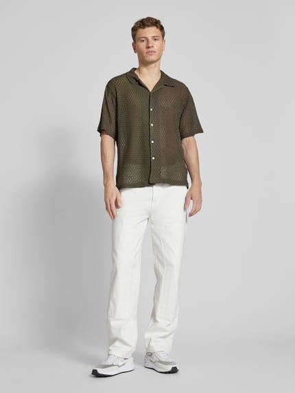 Redefined Rebel Regular Fit Freizeithemd mit Lochmuster Modell 'MADDEN' Dunkelbraun 1