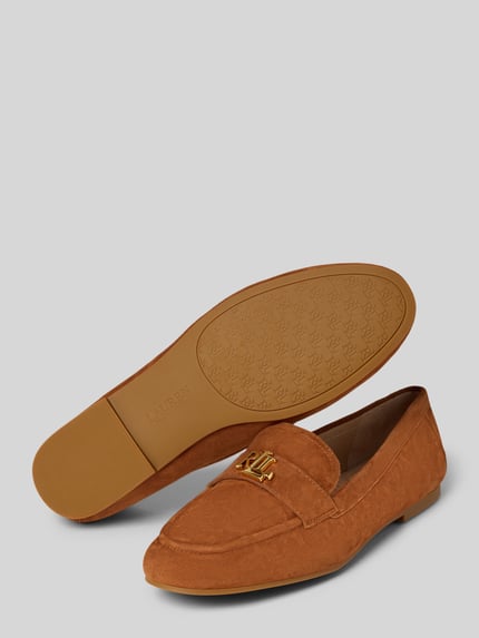 Produktfoto, Loafer aus Leder mit Label-Applikation Modell 'AVERI III' von Lauren Ralph Lauren, braunes Echtleder, abgerundete-Spitze, Schlupfform, flacher 1 cm Absatz, Schafthöhe 7 cm, Schaftweite 5 cm