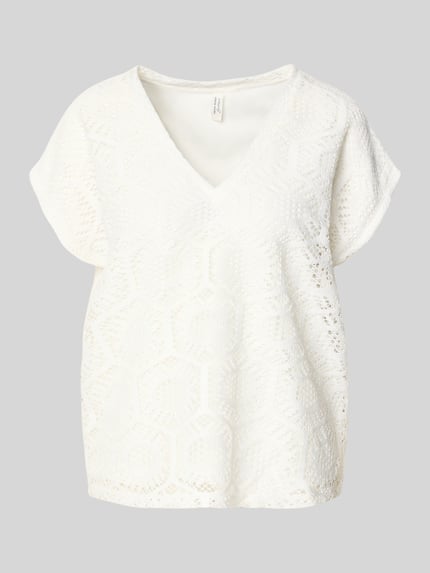 Produktfoto, Boxy Fit T-Shirt mit semitransparentem Besatz Modell 'IRIS' von Vero Moda, ajour-strick, abstraktes Muster, unifarben, bez rękawów, V-dekolt, damska koszulka