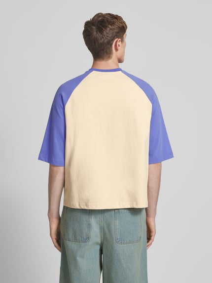 PROHIBITED T-shirt met labelprint Rookblauw - 5