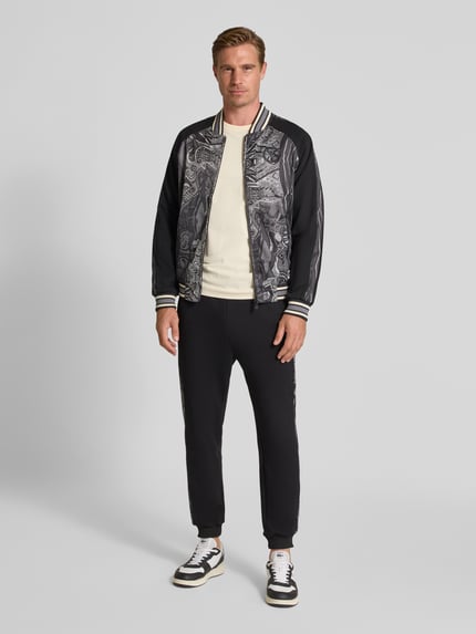 Carlo Colucci Slim Fit Hose mit Gesäßtaschen Black 1
