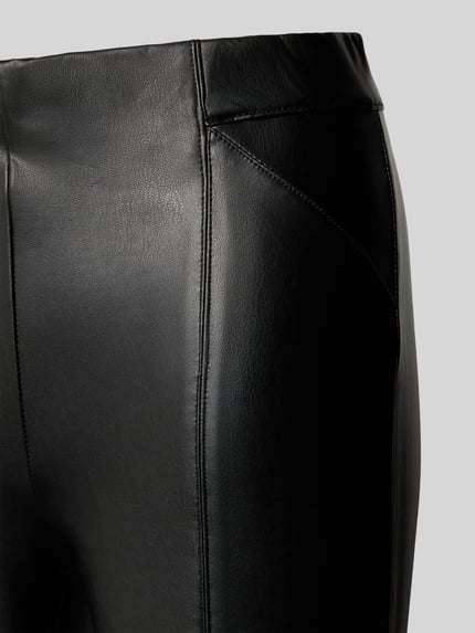 ONLY Spodnie o kroju slim fit z imitacji skóry z elastycznym pasem model ‘JESSIE’ Czarny 2