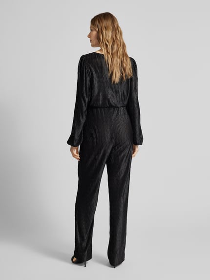 VILA Regular Fit Jumpsuit in Wickel-Optik 'PLUSA' Black 5