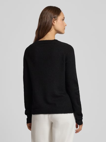 PIECES Sweter z dzianiny o kroju regular fit z raglanowymi rękawami model ‘JULIANA’ Czarny 5