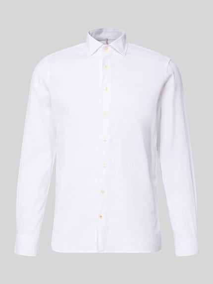 Produktfoto, Slim Fit Freizeithemd aus Leinen-Mix Modell 'Steven' von CINQUE in Weiß, Baumwoll-Leinen-Mix, Kentkragen, Langärmelig, durchgehende Knopfleiste, Rückenlänge 68 cm, Schulterbreite 42 cm, Ärmellänge 65 cm, glatte Textur