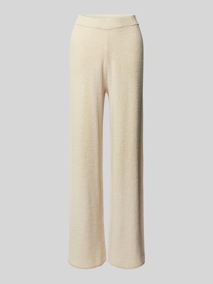 Spodnie materiałowe z prostą nogawką i fakturowanym wzorem Shop The Look MANNEQUINE