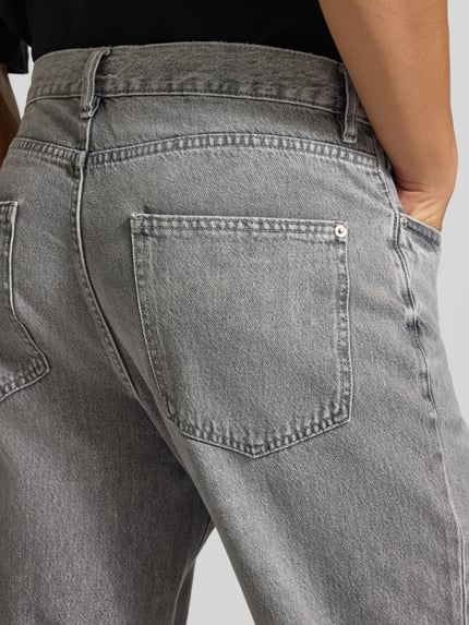 REVIEW Straight Fit Jeans aus reiner Baumwolle im Used-Look Mittelgrau 3