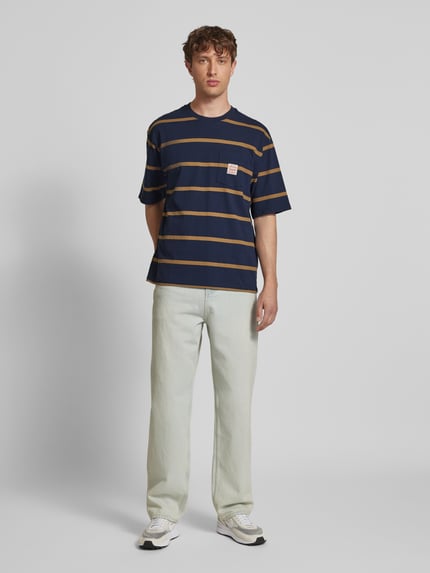 Levi's® T-Shirt mit Brusttasche Dunkelblau 1