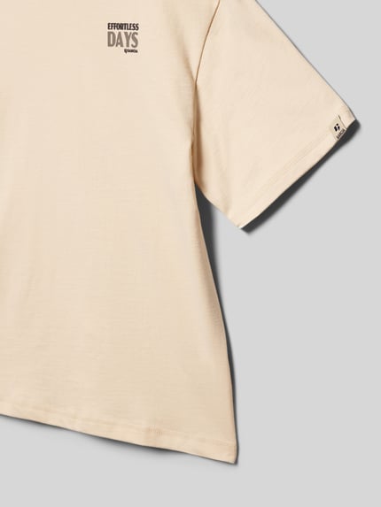 Productfoto, Regular fit T-shirt met statementprint van Garcia voor kinderen van puur katoen in beige met korte mouw en ronde hals, ruglengte bij maat 140: 56 cm