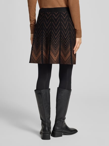 Apricot Strickrock im Allover-Look mit elastischem Bund Black 5
