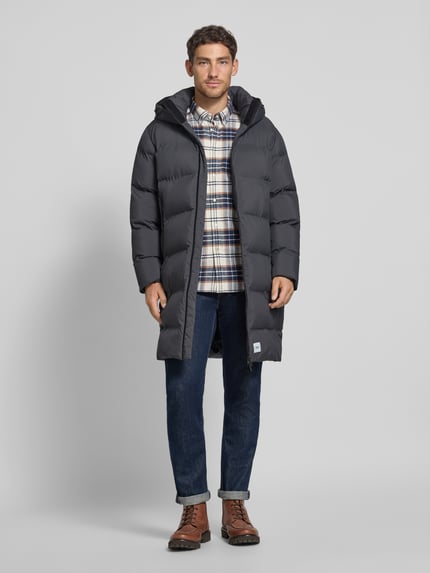khujo Steppmantel mit Label-Patch Modell 'Caius' Graphit 1