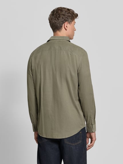 GUESS Regular Fit Freizeithemd aus Feincord Dunkelgruen 5