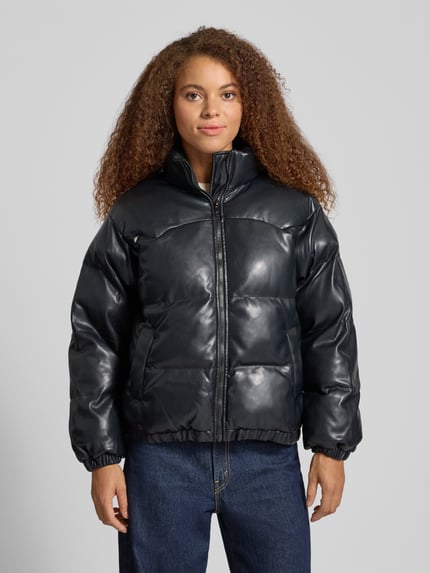 Levi's® Kurtka pikowana ze stójką model ‘NOE WESTERN PUFFER’ Czarny 4
