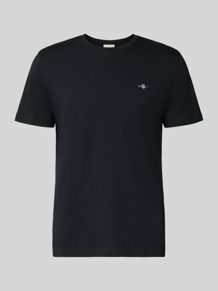 Produktfoto, Regular Fit T-Shirt mit Label-Stitching Modell 'SHIELD' von GANT, unifarbenes Design in Schwarz, reine Baumwolle, Rundhalsausschnitt