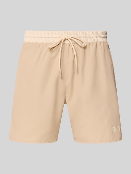 Produktfoto, Badeshorts mit Kontrast-Logo Modell 'STARFISH' von BOSS in Beige, glatte Textur, elastischer Bund, Label Print, seitliche Taschen