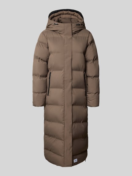 Produktfoto, Steppmantel mit Reißverschlusstaschen Modell 'MAYLA4' von khujo in Braun, mit Kapuze, Regular Fit und sichtbarem Label-Detail