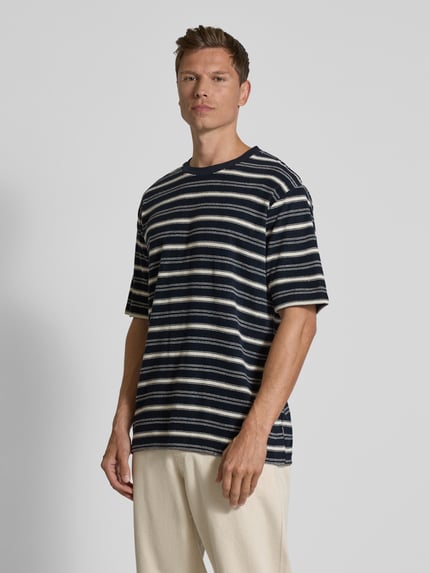 Lindbergh Oversized T-Shirt mit Rundhalsausschnitt Dunkelblau 4