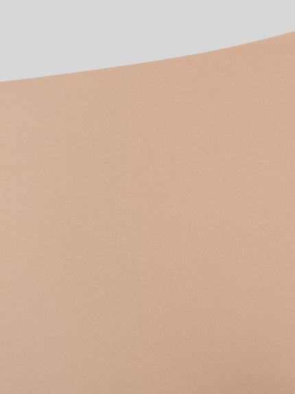 Productfoto, Panty mit Wellensaum van Skiny in beige kleur, fijn geweven materiaal-mix met stretch, elastische tailleband, golvende zoom.