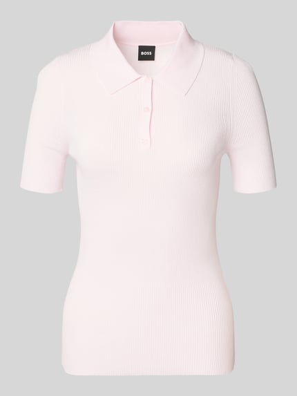 Productfoto, Slim Fit Poloshirt aus Rippstrick van BOSS in lichtroze met ribstructuur, polokraag en 3-knoopsluiting, slanke pasvorm