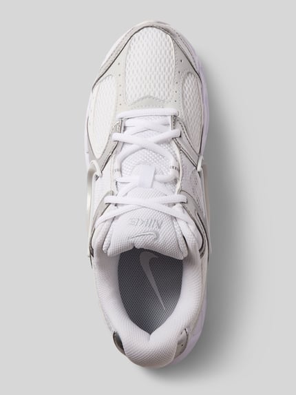 Nike Sneaker mit Logo-Patch Weiss 3