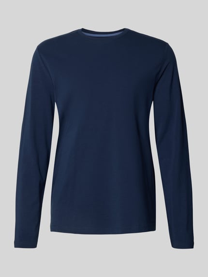 Produktfoto, Longsleeve mit geripptem Rundhalsausschnitt von Christian Berg Men in Dunkelblau, Baumwoll-Mix, Regular Fit, schlichte Struktur