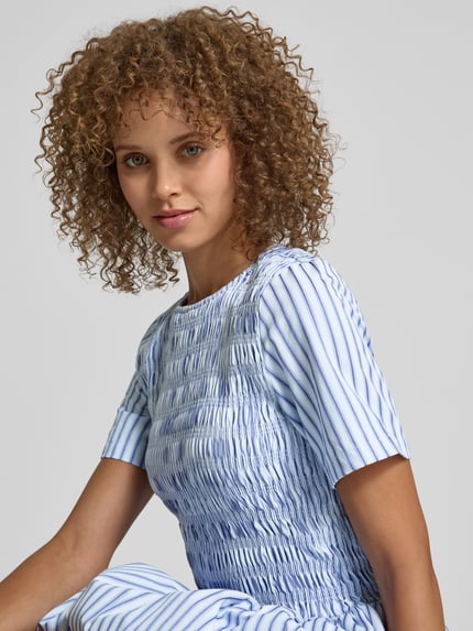 Amy Lynn Cocktailjurk met smokdetails, model 'Eleonor' Blauw - 3