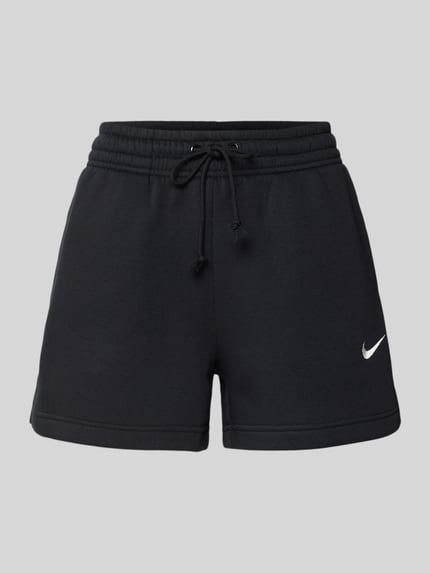 Produktfoto, Sweatshorts mit Logo Modell 'Phoenix' von Nike aus Baumwoll-Mix mit Elastikbund, Tunnelzug, Logo, Regular-Fit, schwarze Farbe.