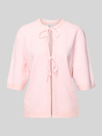 Regular Fit Cardigan mit Schnürungen Modell 'SIMONI' Shop The Look MANNEQUINE