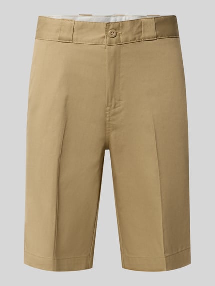 Produktfoto, Bermudas mit französischen Eingrifftaschen von Dickies aus Reine Baumwolle in Beige, Straight Fit, Knopf-Reißverschluss, Bundweite 42 cm, Innenbeinlänge 31 cm, Gesäßtaschen, klare Linien, glatte Textur