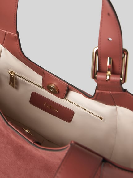 Produktfoto, Tote Bag aus echtem Kalbsleder Modell 'Dora' von FURLA, Magnetverschluss, beige Innenfutter, goldene Details, glatte Textur