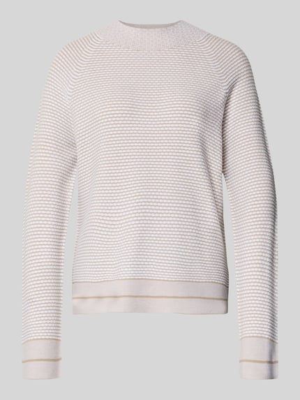 Produktfoto, Strickpullover aus Viskose-Mix mit Strukturmuster von Emporio Armani, beige-weiße Farbtöne, Regular-Fit, Rundhalsausschnitt. Damen Strickpullover mit Kaschmir-Anteil, Rückenlänge 54 cm, Ärmellänge 60 cm.