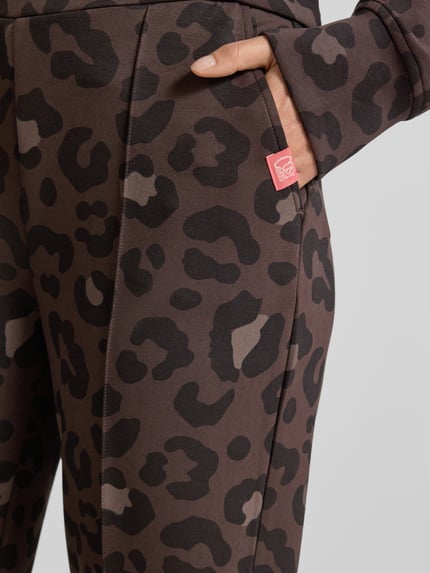 Milano Italy Jogpants im Allover-Look mit elastischem Bund Schoko 3
