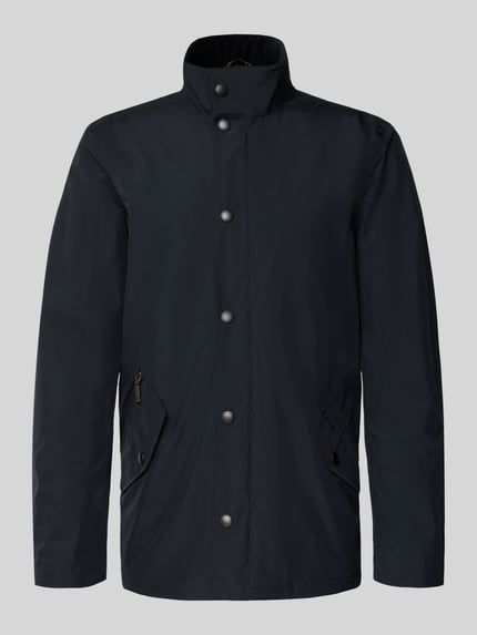 Produktfoto, Regular Fit Hemdjacke mit Stehkragen von Barbour in Unifarbe, Zweiwege-Reißverschluss, Reißverschlusstaschen, glatte Textur