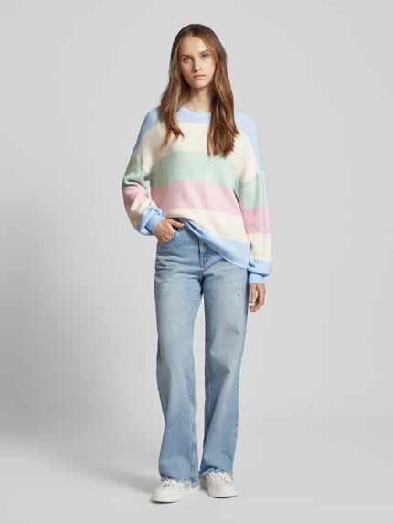 ONLY Sweter ze wzorem w paski i okrągłym dekoltem model ‘ATIA’ Jasnoniebieski 1