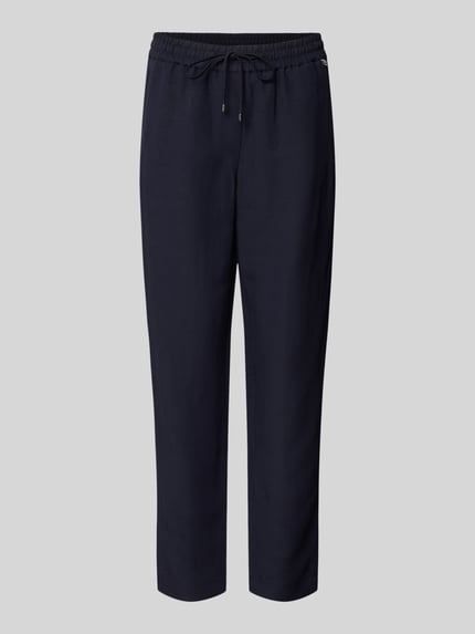 Produktfoto, Straight Fit Stoffhose aus Viskose-Mix mit Leinen-Anteil von Marc Cain, ciemnogranatowy kolor, tunel, wpuszczane kieszenie, materiał stylizowany na len, mieszanka wiskozy i lnu, szerokość w rozmiarze 36: 37 cm, długość wewnętrzna nogawki w rozmiarze 36: 66 cm