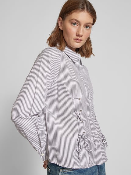 PIECES Bluzka koszulowa o kroju regular fit z bawełny z wiązaniem gorsetowym model ‘FABRIELLA’ Średnioszary 3