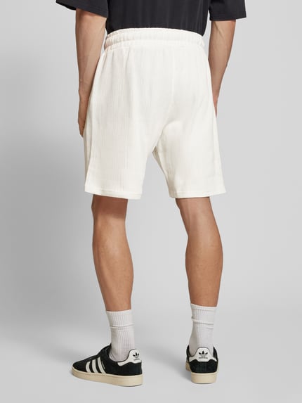 PEGADOR Shorts in Ripp-Optik mit Label-Stitching Modell 'SIGNAR' Offwhite 5
