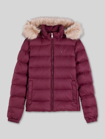 Tommy Jeans Regular Fit Steppjacke mit Kunstfell Bordeaux 2