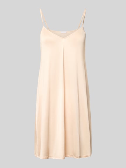 Produktfoto, Knielanges Unterkleid in glänzendem Satin mit Picot-Besatz von Hanro in Creme, lockerer Schnitt, glatte Textur, Herz-Ausschnitt
