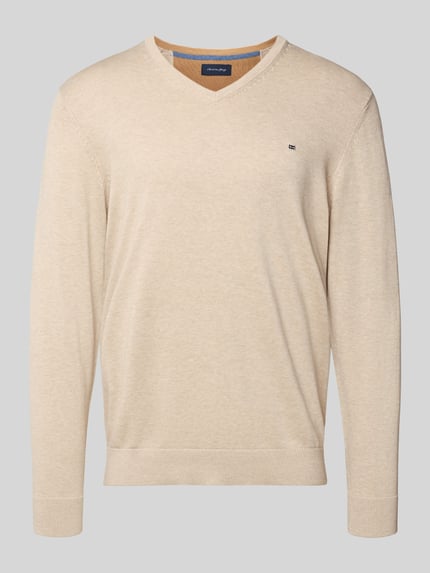 Produktfoto, beżowy Strickpullover mit V-Ausschnitt von Christian Berg Men aus czystej bawełny, regular fit, delikatna faktura.