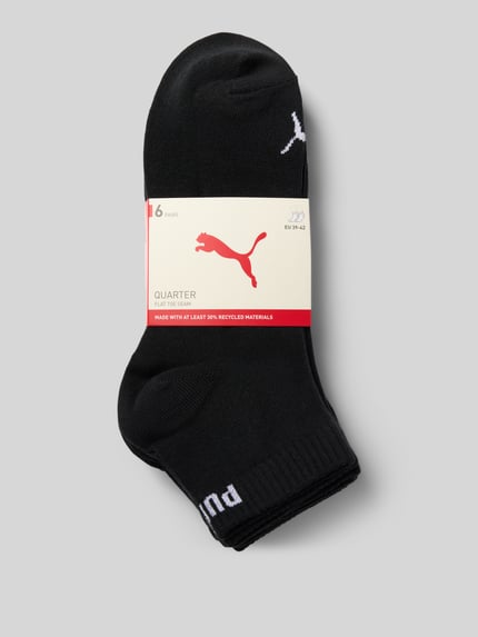 Produktfoto, Socken aus Baumwoll-Mix im 6er-Pack von PUMA, schwarze Farbe, dezente Struktur, weißes PUMA-Logo gut sichtbar
