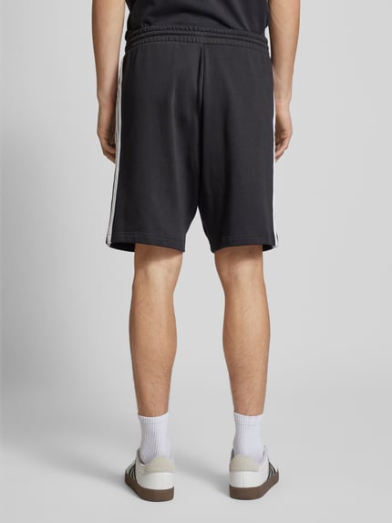 adidas Sportswear Regular Fit Sweatshorts mit Label-Stitching Black 5