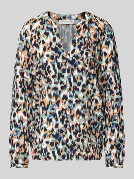 Produktfoto, Blusenshirt aus reiner Viskose von Christian Berg Woman mit lockerem Schnitt und Allover-Animal-Muster in Blau, Beige, Weiß