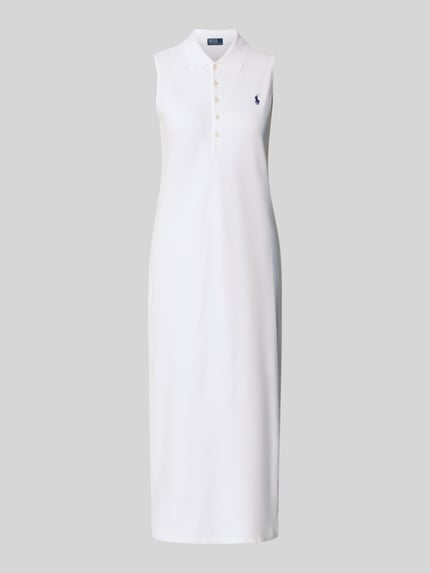 Produktfoto, Figurumspeelend Polokleid aus Baumwoll-Mix von Polo Ralph Lauren in effen kleuren mit polokraag, V-hals, gestikt logo, mouwloos, rechte zoom met zijsplit, materiaalverwerking piqué, puur katoen, midilengte.