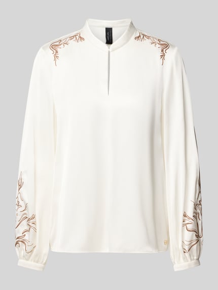 Produktfoto, Bluse aus Viskose-Mix mit Schlüsselloch-Ausschnitt und Stitchings von Marc Cain, kremowy kolor, regular fit, haft na ramionach.