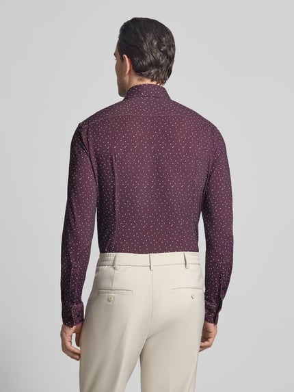 HUGO Slim Fit Businesshemd mit Kentkragen Modell 'KENNO' Bordeaux 5