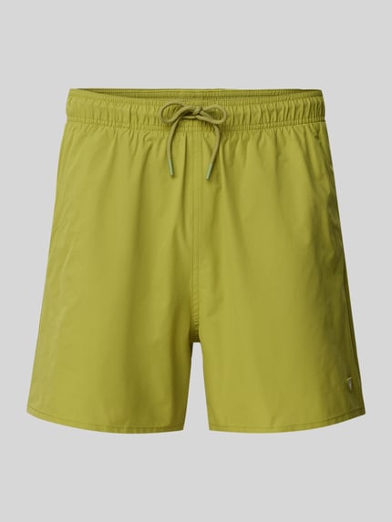 Emporio Armani Regular Fit Badeshorts mit Logo-Badge Oliv 1