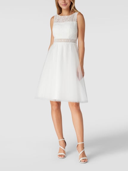 LUXUAR FASHION Brautkleid mit floralen Stickereien Offwhite 1